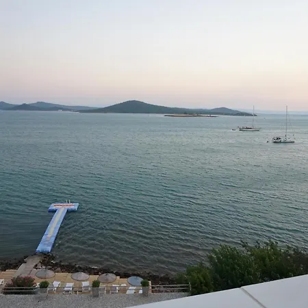 Kivrakzade (adults Only)