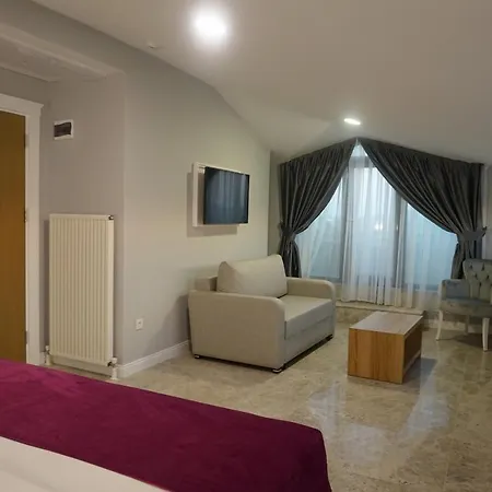 Kıvrakzade - Adult Only Ayvalı
