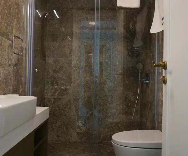 Kivrakzade (adults Only)