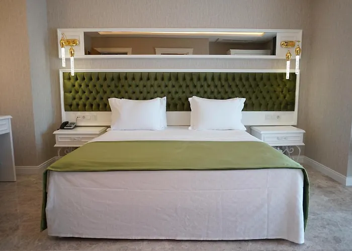 Kivrakzade (adults Only) *