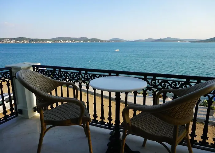 Kivrakzade (adults Only) *