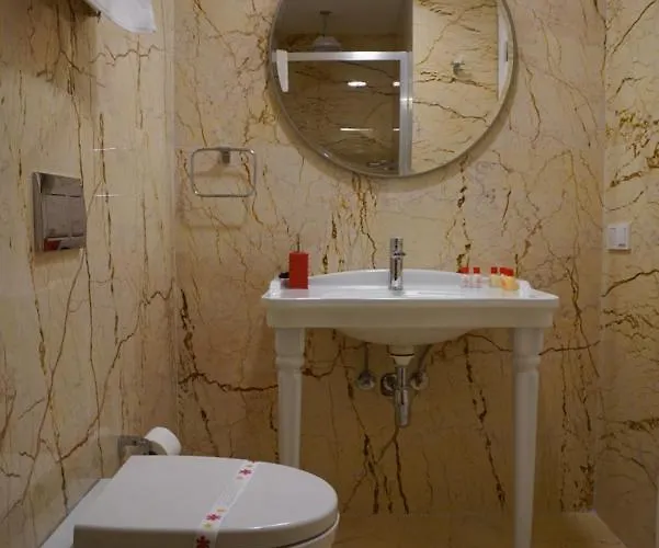 Kivrakzade (adults Only)