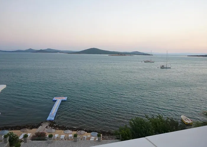 Kivrakzade (adults Only)